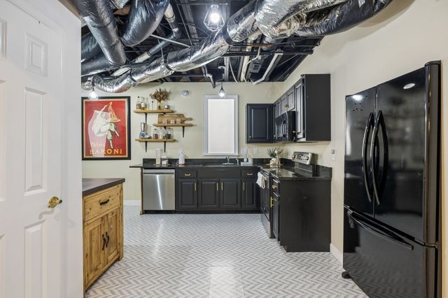 1018 Walnut Ct, Goodlettsville, TN 37072