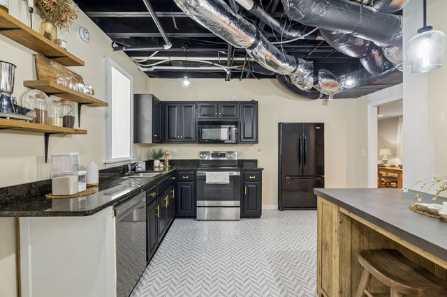 1018 Walnut Ct, Goodlettsville, TN 37072