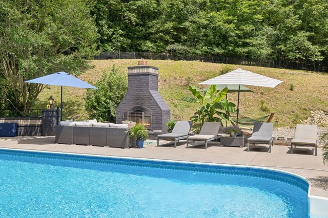 1018 Walnut Ct, Goodlettsville, TN 37072