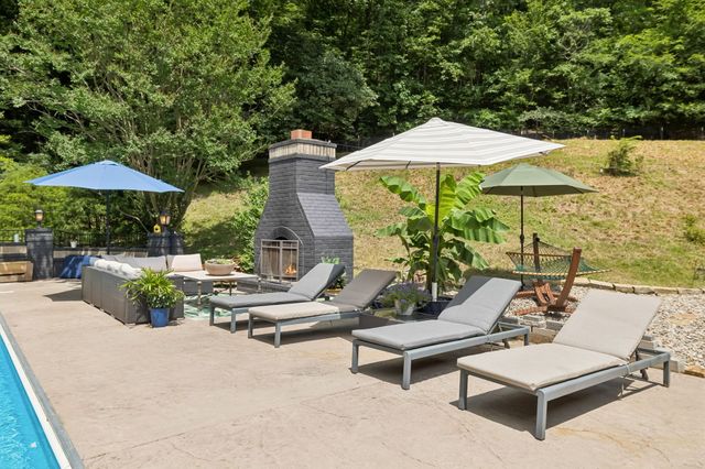1018 Walnut Ct, Goodlettsville, TN 37072
