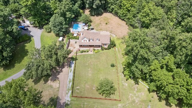 1018 Walnut Ct, Goodlettsville, TN 37072