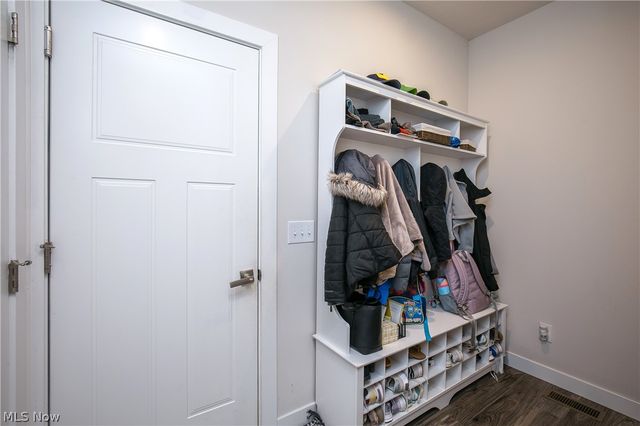 2735 Forestview Street NE, Canton, OH 44721