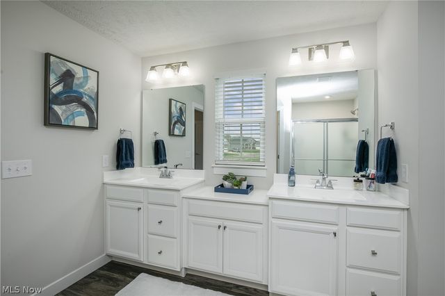 2735 Forestview Street NE, Canton, OH 44721