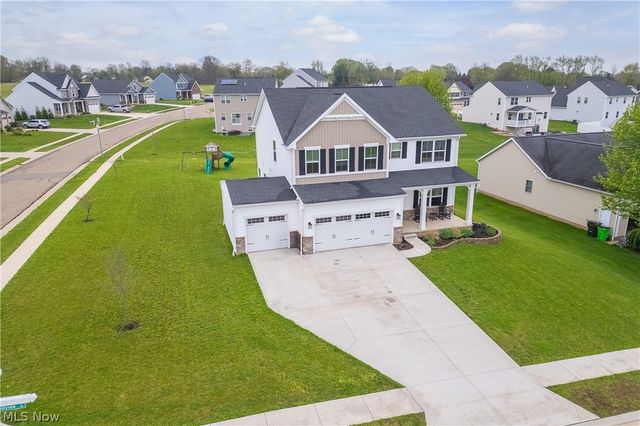 2735 Forestview Street NE, Canton, OH 44721