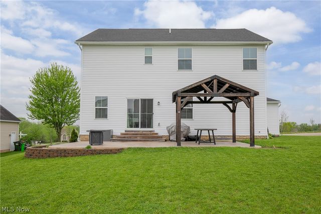 2735 Forestview Street NE, Canton, OH 44721