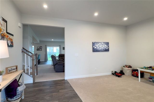 2735 Forestview Street NE, Canton, OH 44721