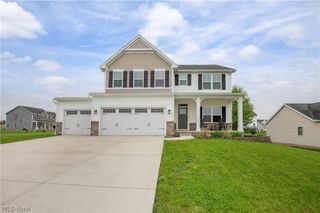 2735 Forestview Street NE, Canton, OH 44721