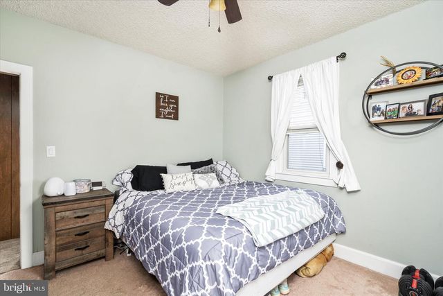 404 W PARK AVE, Hamilton, NJ 08610