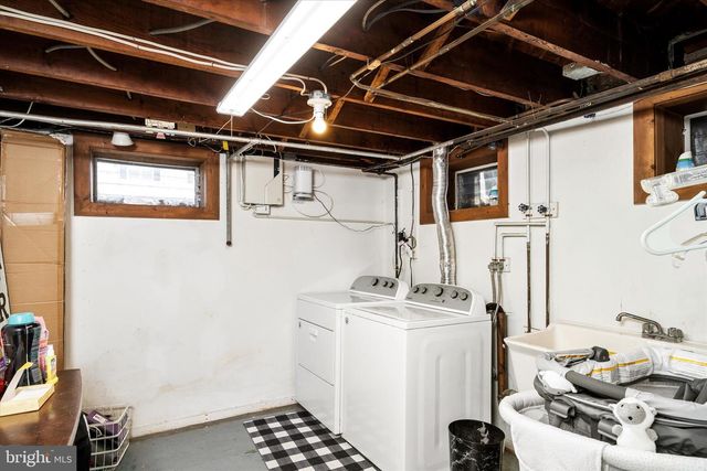 404 W PARK AVE, Hamilton, NJ 08610