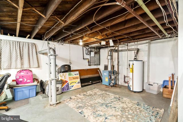 404 W PARK AVE, Hamilton, NJ 08610