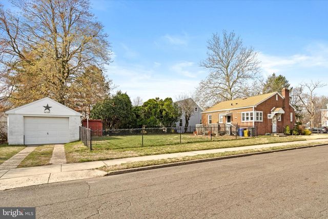 404 W PARK AVE, Hamilton, NJ 08610