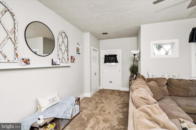 404 W PARK AVE, Hamilton, NJ 08610