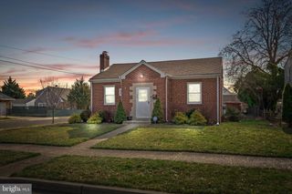 404 W PARK AVE, Hamilton, NJ 08610