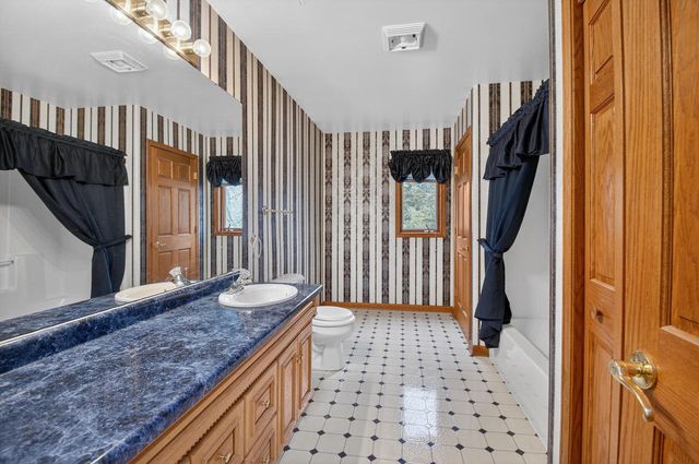 9934 28th AVENUE, Pleasant Prairie, WI 53158