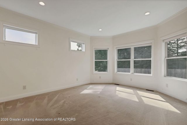 822 Laurelwood Drive, Lansing, MI 48917