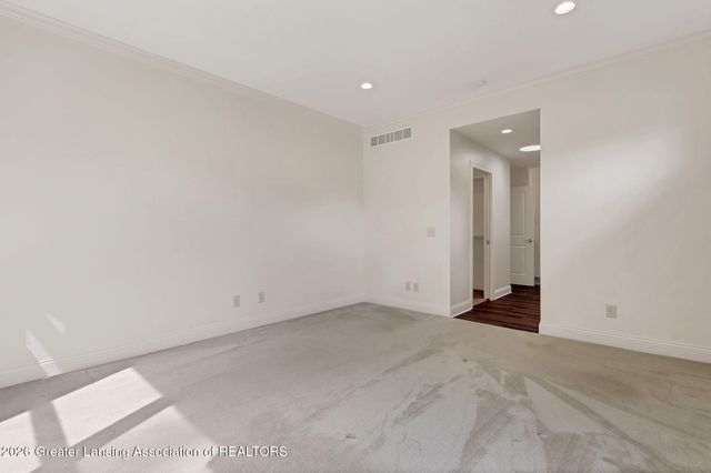 822 Laurelwood Drive, Lansing, MI 48917