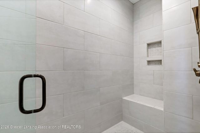 822 Laurelwood Drive, Lansing, MI 48917