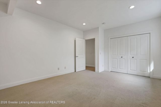 822 Laurelwood Drive, Lansing, MI 48917