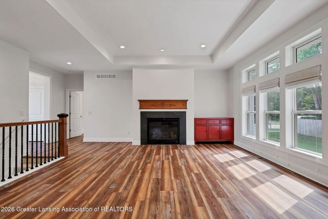 822 Laurelwood Drive, Lansing, MI 48917