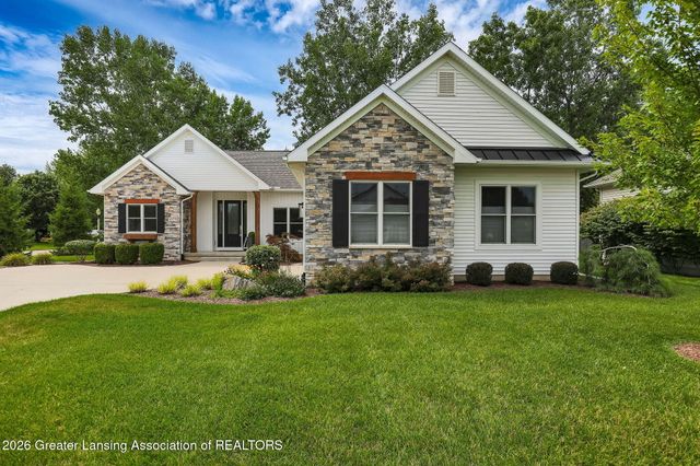822 Laurelwood Drive, Lansing, MI 48917