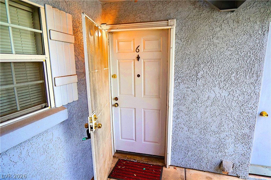 3823 South MARYLAND PW Parkway B6, Las Vegas, NV 89119