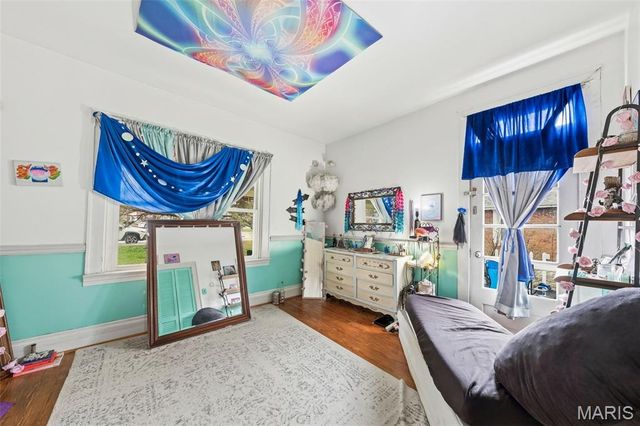 9726 Lackland Road, Overland, MO 63114