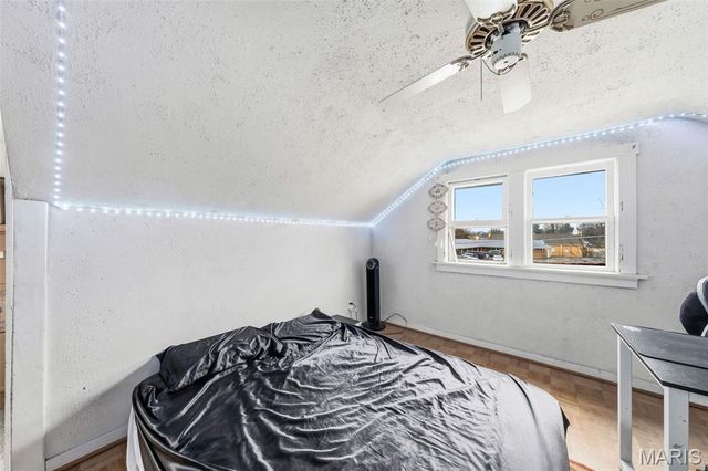 9726 Lackland Road, Overland, MO 63114