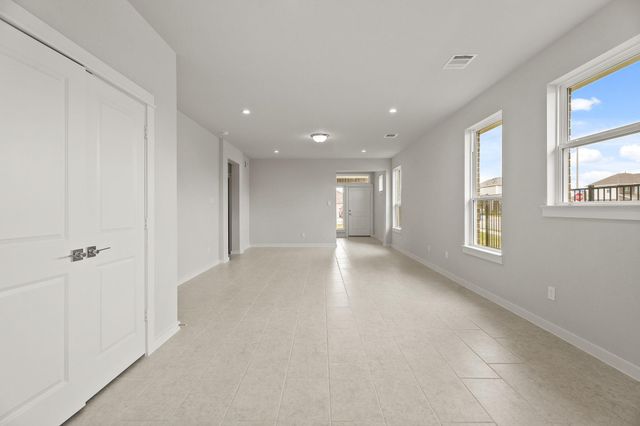 13122 Leisure Cove Drive, Texas City, TX 77568