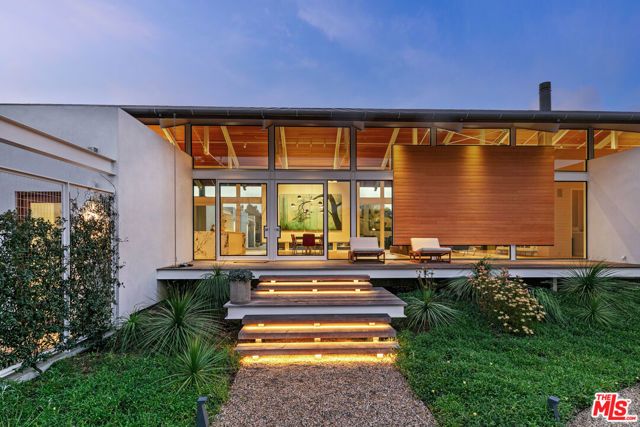 6728 Wildlife Road, Malibu, CA 90265