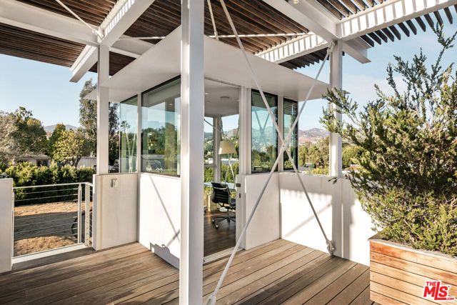 6728 Wildlife Road, Malibu, CA 90265