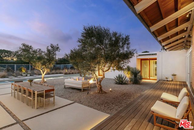 6728 Wildlife Road, Malibu, CA 90265