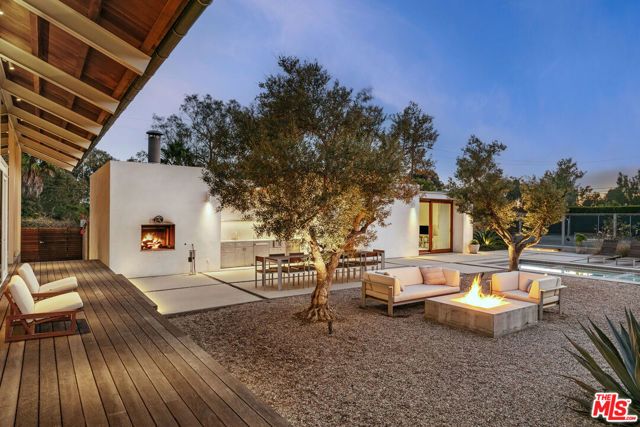 6728 Wildlife Road, Malibu, CA 90265