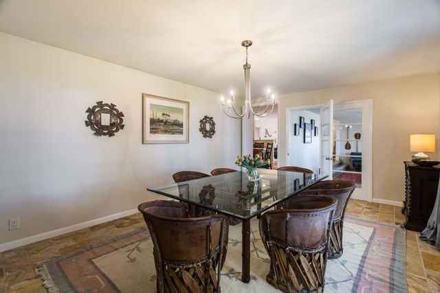 3901 Palomas Court NE, Albuquerque, NM 87110