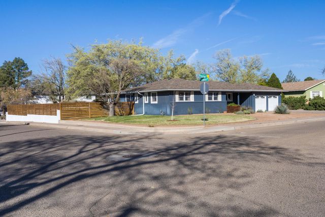 3901 Palomas Court NE, Albuquerque, NM 87110