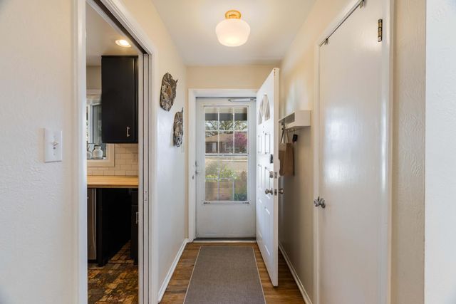 3901 Palomas Court NE, Albuquerque, NM 87110