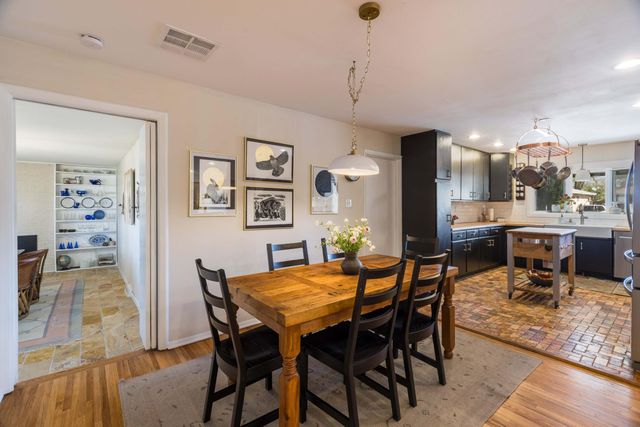 3901 Palomas Court NE, Albuquerque, NM 87110