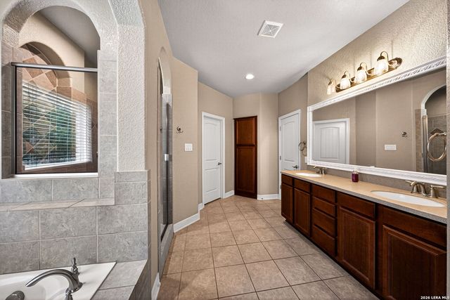 13043 Gordons Mott, San Antonio, TX 78253