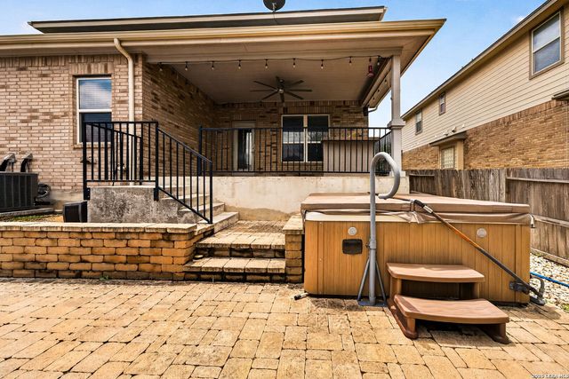 13043 Gordons Mott, San Antonio, TX 78253