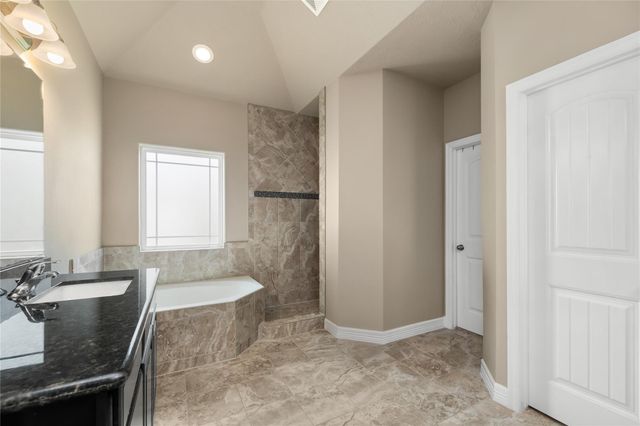 14407 Meadowlands Drive, Mont Belvieu, TX 77523
