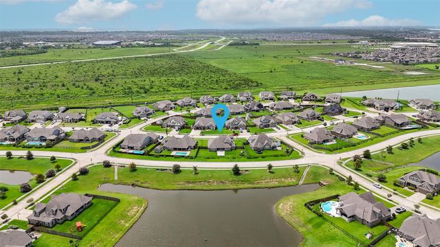 14407 Meadowlands Drive, Mont Belvieu, TX 77523