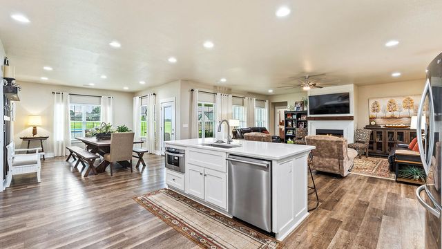11995 Viney Grove, Prairie Grove, AR 72753