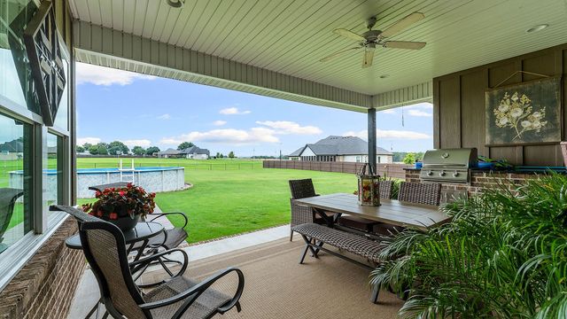11995 Viney Grove, Prairie Grove, AR 72753