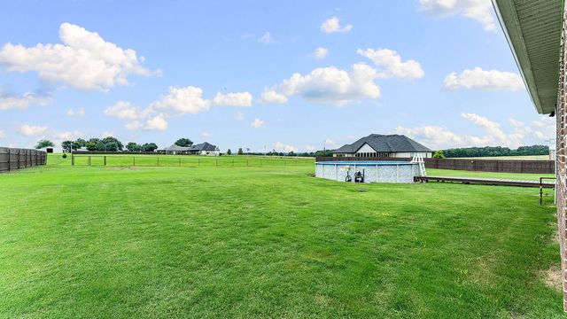 11995 Viney Grove, Prairie Grove, AR 72753