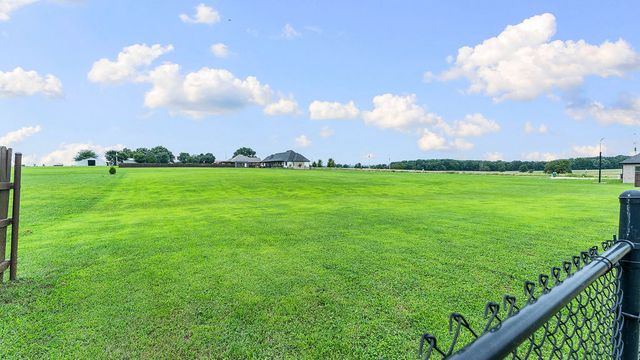 11995 Viney Grove, Prairie Grove, AR 72753