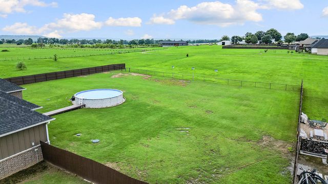 11995 Viney Grove, Prairie Grove, AR 72753