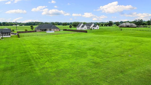 11995 Viney Grove, Prairie Grove, AR 72753
