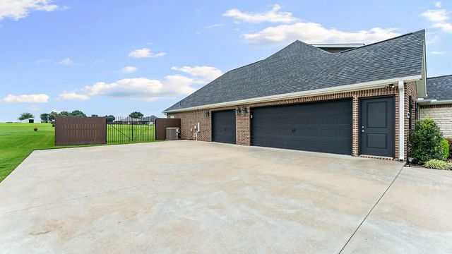 11995 Viney Grove, Prairie Grove, AR 72753