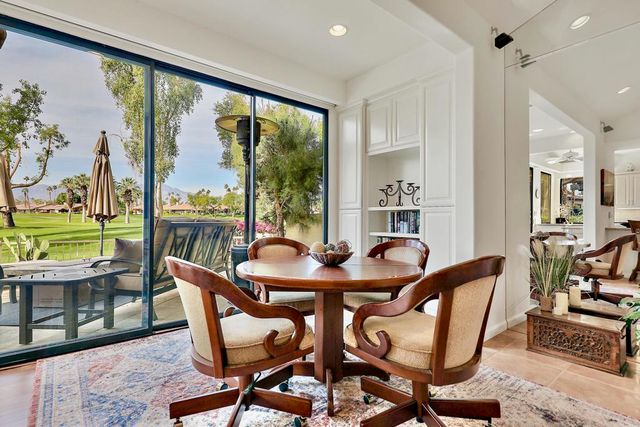 39 Blue River Drive, Palm Desert, CA 92211