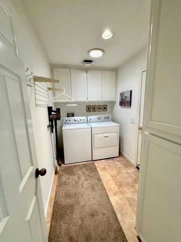 39 Blue River Drive, Palm Desert, CA 92211