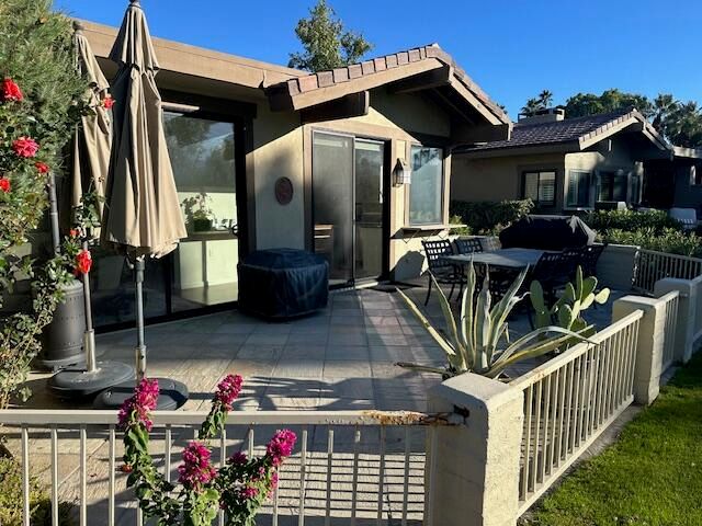 39 Blue River Drive, Palm Desert, CA 92211